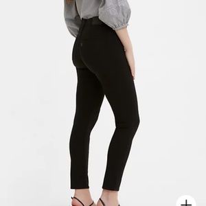 311 Shaping Black Skinny Jeans